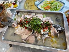 -三江源美食城