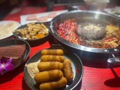 -谭鸭血老火锅(万象九宜城店)