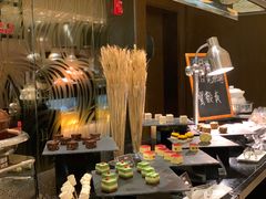 -上海西藏大厦万怡自助餐厅(徐汇店)