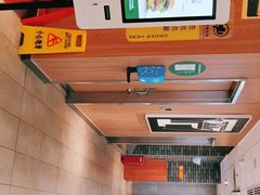 -麦当劳(吉林站13检票口对面)