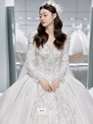 点击看大图 -艾拉·女王婚纱礼服馆