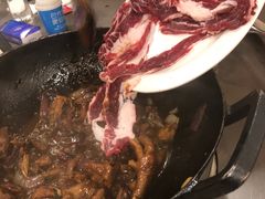 -胡须佬鸡煲四季火锅店(石厦西村直营店)
