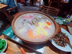 -一坐一忘云南菜(嘉里中心店)