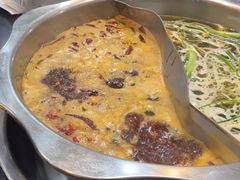 -储奇门鳝鱼火锅(总店)