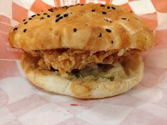 藤椒鸡腿汉堡-塔斯汀中国汉堡(白云横滘牌坊店)