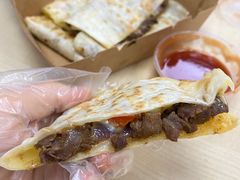 牛肉奶酪饼-CIN CIN CANTINA&BAR