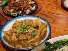 -六禾熏酱小酒馆·东北菜(海甸岛店)