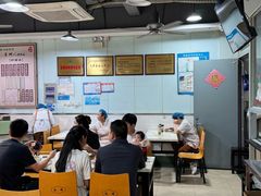 -绿杨馄饨临顿路店