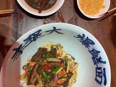 虾爆九段鳝拌川-李犟大爆鳝面·手工蟹黄包(湖滨西湖店)