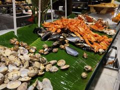 -飨食汇全日制餐厅·昆山皇冠假日酒店(九方店)