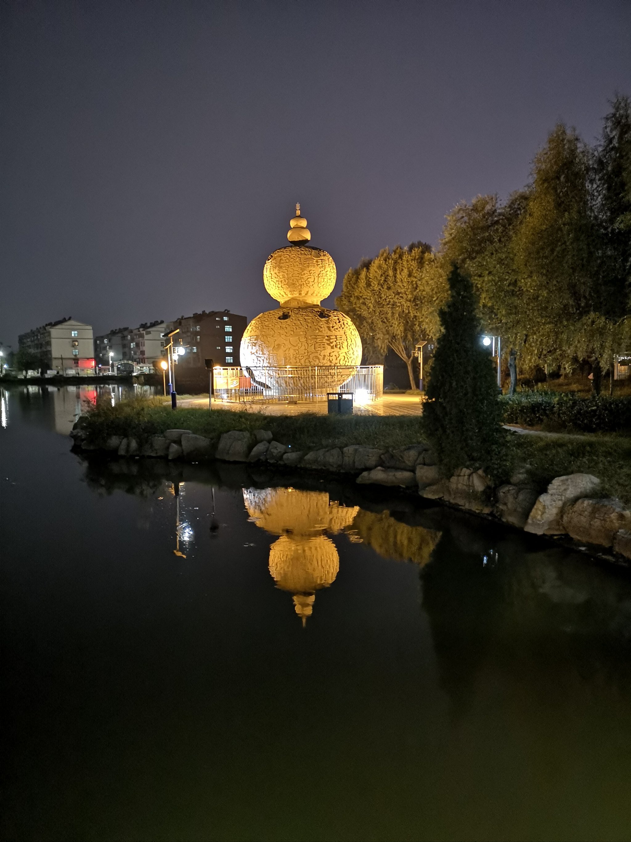 聊城夜景 东昌湖图片