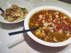 新派馋嘴牛蛙-刘胖子家常菜·蹄花焖藕(兴业店)