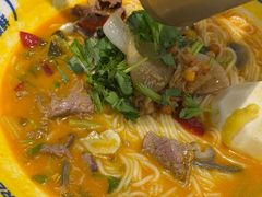 -粉小主·贵州酸汤牛肉粉(南京仙林金鹰店)