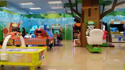 -莫莉幻想儿童乐园(三河燕郊永旺店)