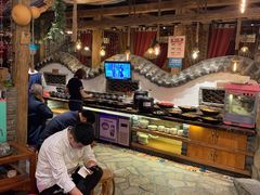 -老牌坊云南鱼豆花火锅(爱建店)