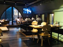大堂-LENBACH兰巴赫西餐啤酒坊(大连东港店)