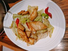 包包菜炒馕-纳瓦新疆菜(银都店)