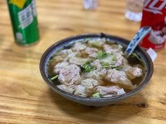 招牌野馄炖-老谢野馄饨(延安路店)