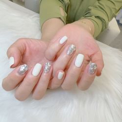 -七彩虹美甲美睫 半永久