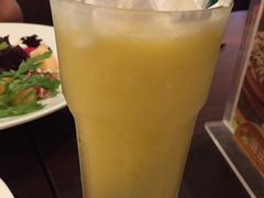 -菲滋意式餐厅(银泰百货金华江南店)