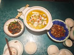 -呷湘厨·鱼汤捞饭·剁椒鱼头·辣椒炒肉(国家会展中心店)