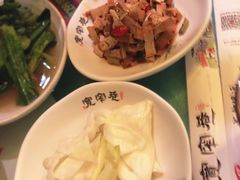 -张氏宽窄巷成都名小吃(茂业百货华强北店)