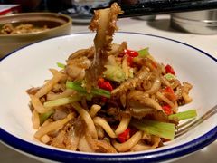 酸萝卜牛肚-老街鱼嘴巴(步步高新天地店)