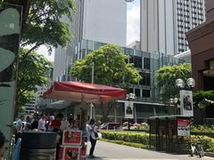 -詹爷爷乌节路街头冰淇淋