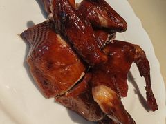 红烧乳鸽-惠食佳(东风大公馆店)