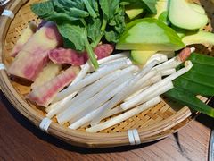 -花菇朵·云山雀 ll 野生菌火锅·精品云南菜(万柳店)