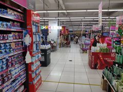 -家乐福(四元桥购物中心店)