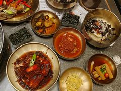 -草家酱蟹炭火烤肉店(珲春南路二店)