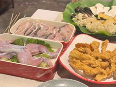-钢管厂五区小郡肝串串香火锅(梅川路店)