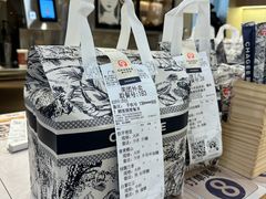 -霸王茶姬(广州白云悦和方店)