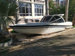 -皇马海口湾海景酒店(万绿园秀英港店)