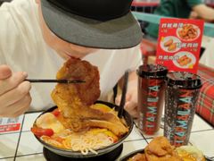 -肥汁米蘭香港米线(长宁来福士店)