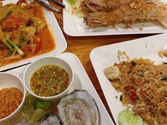 -两兄弟Song Pee Nong(2号店)