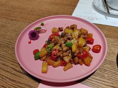 凤梨鸡腿肉-甜阿姨·天台花园私房菜(万松园店)