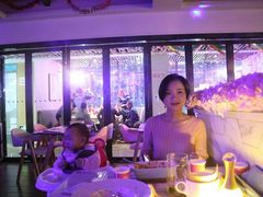 -樱花里音乐餐吧·牛扒椰子鸡(东圃店)