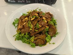 -亲回家吃饭餐厅(黄陂店)