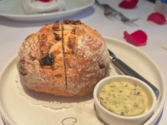 面包-壳里西餐厅Coquille Seafood Bistro(蒙自路店)