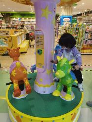 -莫莉幻想儿童乐园(武汉经开永旺店)