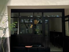 -HOLIDAY休日(后田垟巷店)
