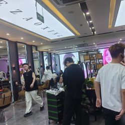 -藤野造型烫染·漂发