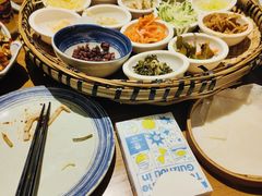 -包整·丝娃娃(一览甲秀楼风景店)