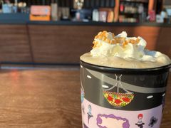 热太妃榛果糖脆拿铁-星巴克臻选(苏州久光百货店)