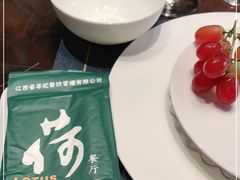 -荷栖小院·品质江西菜(红谷滩店)