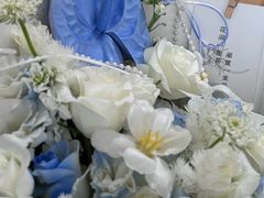 -花间阁鲜花气球连锁(两路口上清寺急市救中心店)