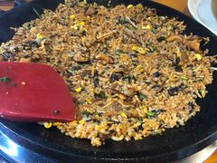 铁板炒饭-红辣椒八爪鱼特色韩国料理