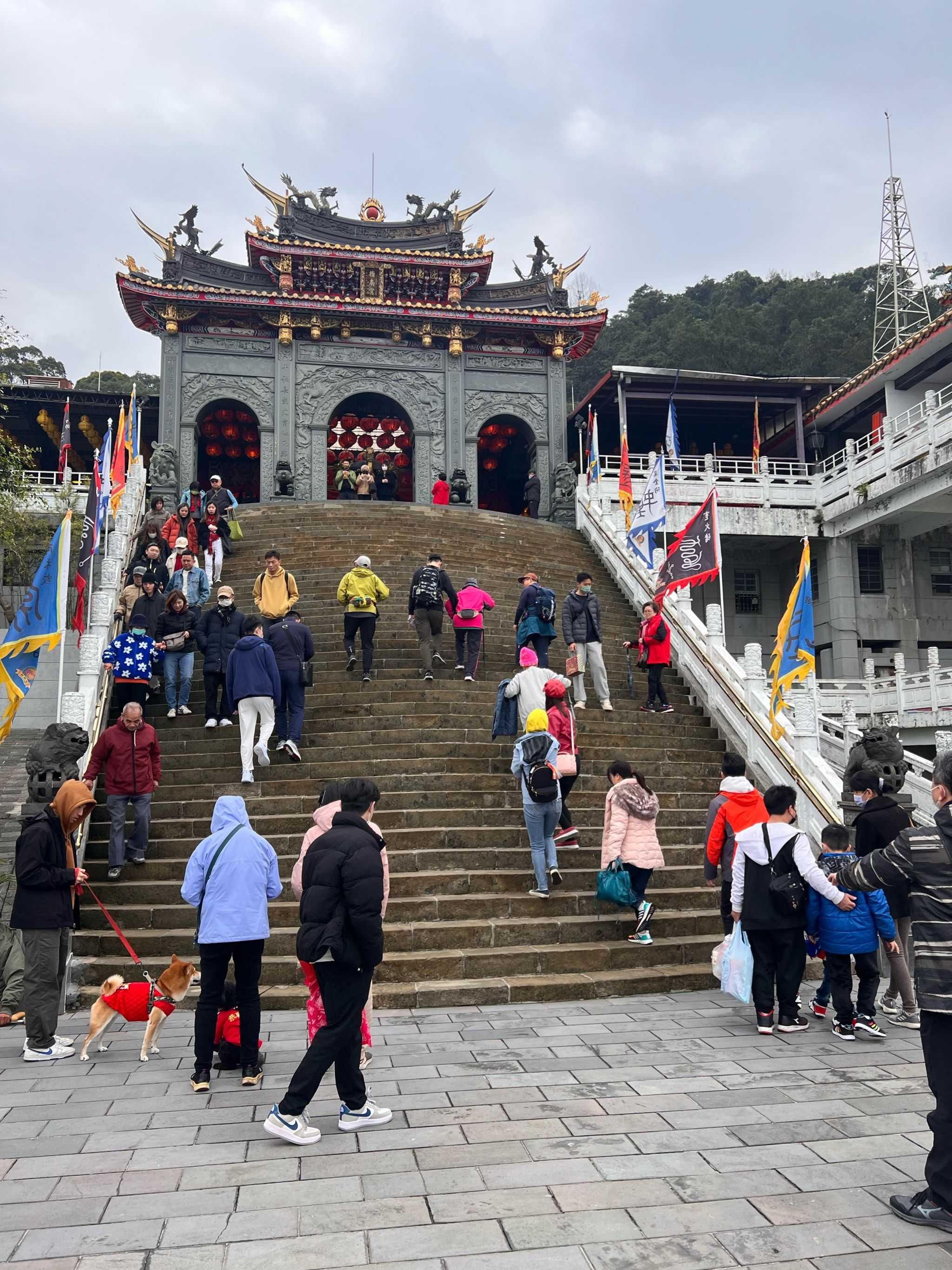 0元玩转这座城台湾指南宫是很久的庙宇了